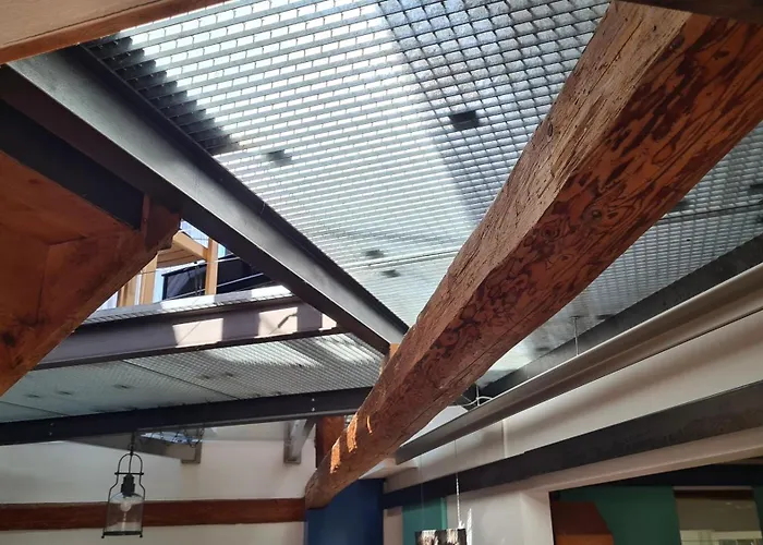 Spacious 4-bedroom Loft 公寓 Atzbach