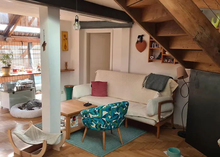 Apartamento Spacious 4-bedroom Loft